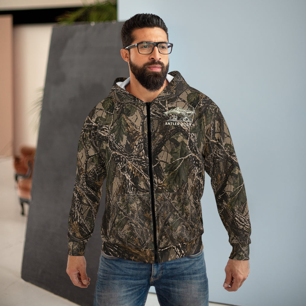 Camo Zip Hoodie — Realtree-Style Full-Zip Hooded Jacket